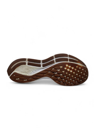 Branded Original Used Pre-Loved Sneakers in Pakistan