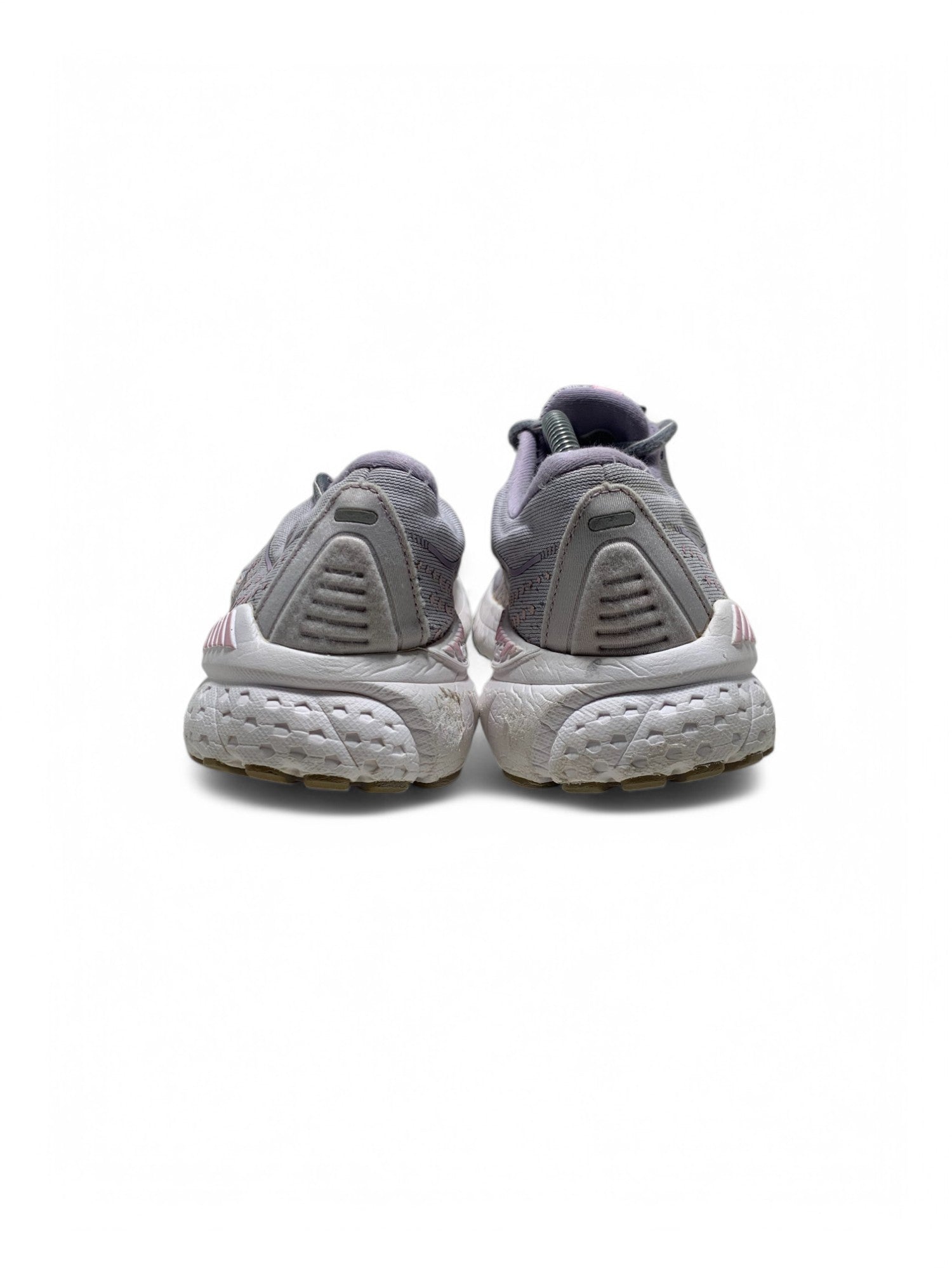 Branded Original Used Pre-Loved Sneakers in Pakistan