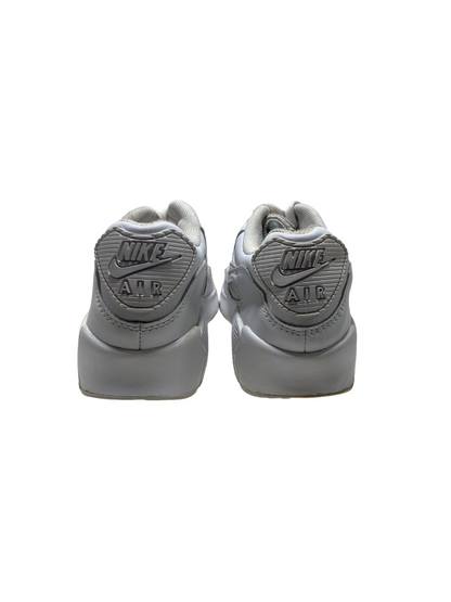 Branded Original Used Pre-Loved Sneakers in Pakistan