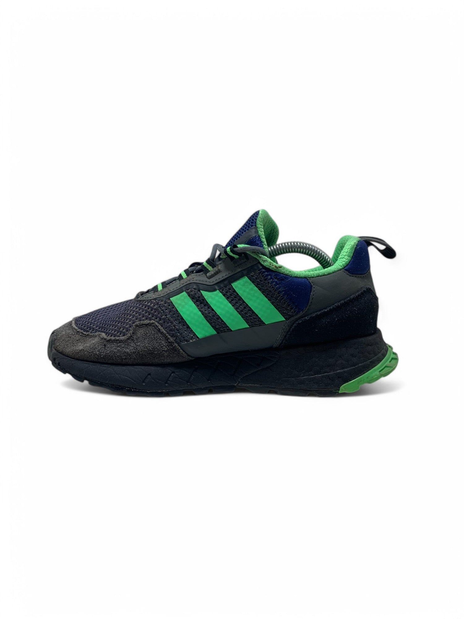 Branded Original Used Pre-Loved Sneakers in Pakistan