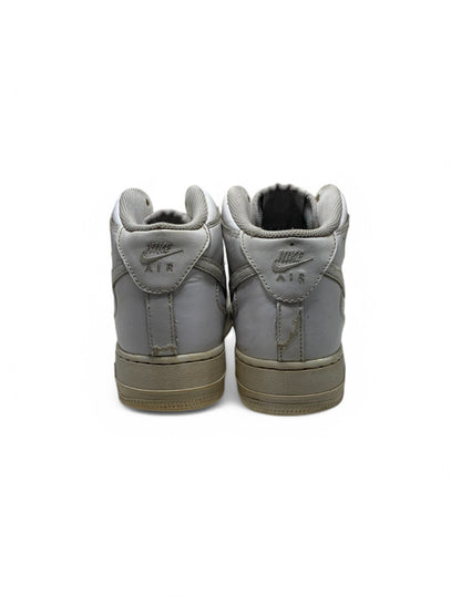 Branded Original Used Pre-Loved Sneakers in Pakistan