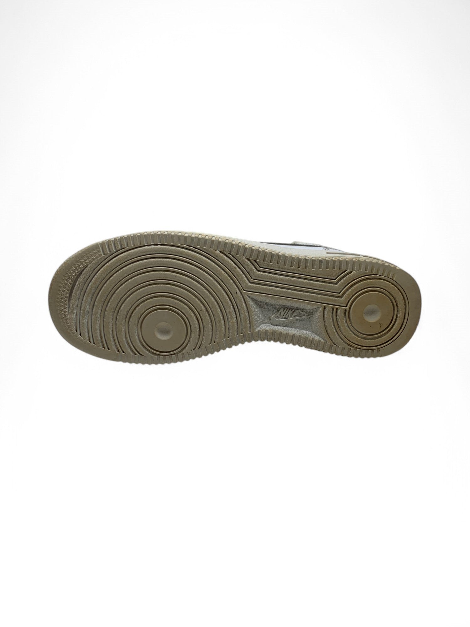 Branded Original Used Pre-Loved Sneakers in Pakistan